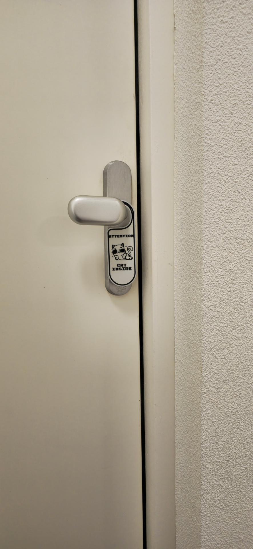 Door Hanger - Attention Cat inside